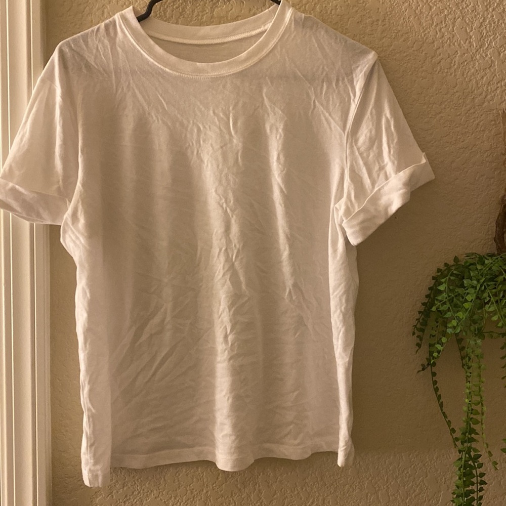 Two White Top - Picture 3 of 4